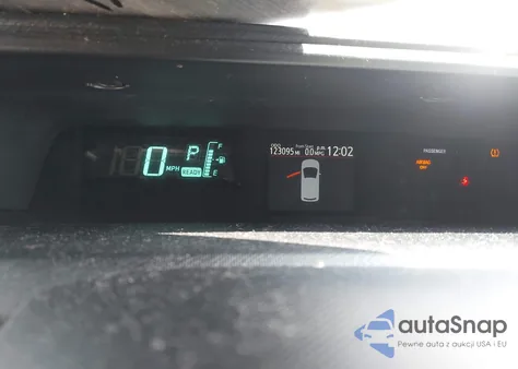 2013 Toyota Prius C Four из США, поврежденный, VIN JTDKDTB31D1053067